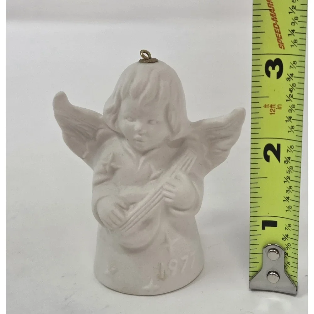 Goebel 1977 2nd Edition Angel Bell Christmas Ornament yellow Tree box